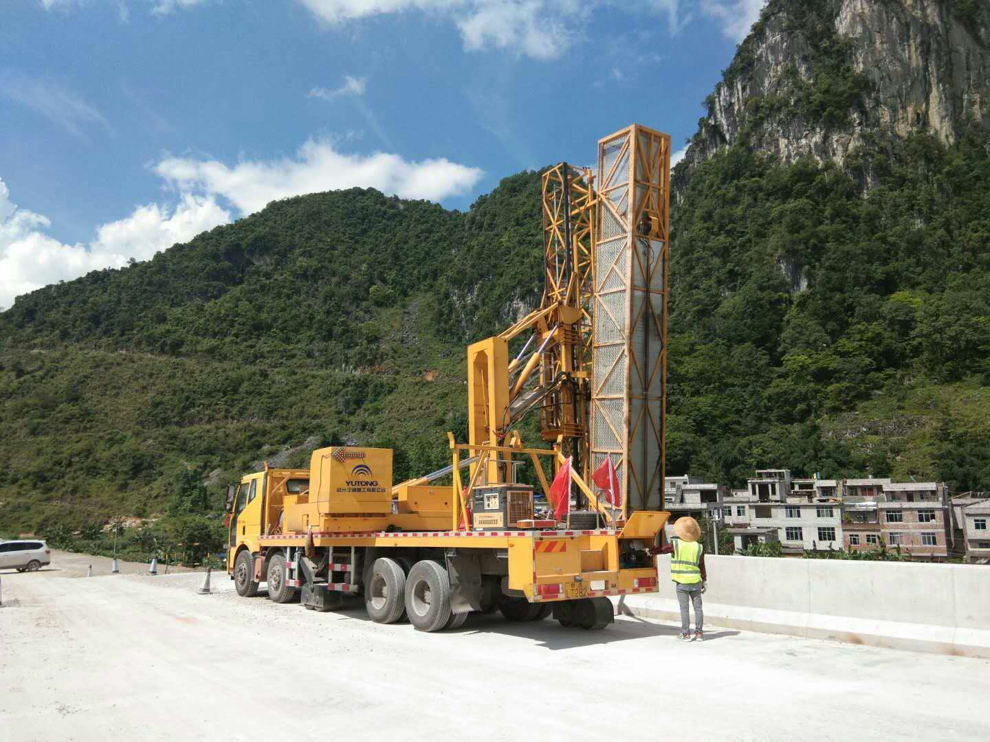 橋梁檢測(cè)車出租案例